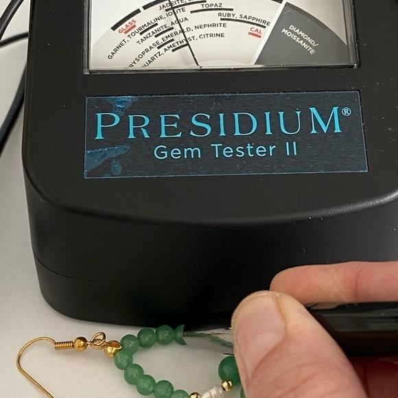 Earrings Dangles Drops Jadeite Pearls Green Artisan Gold Tone - Picture 7 of 7